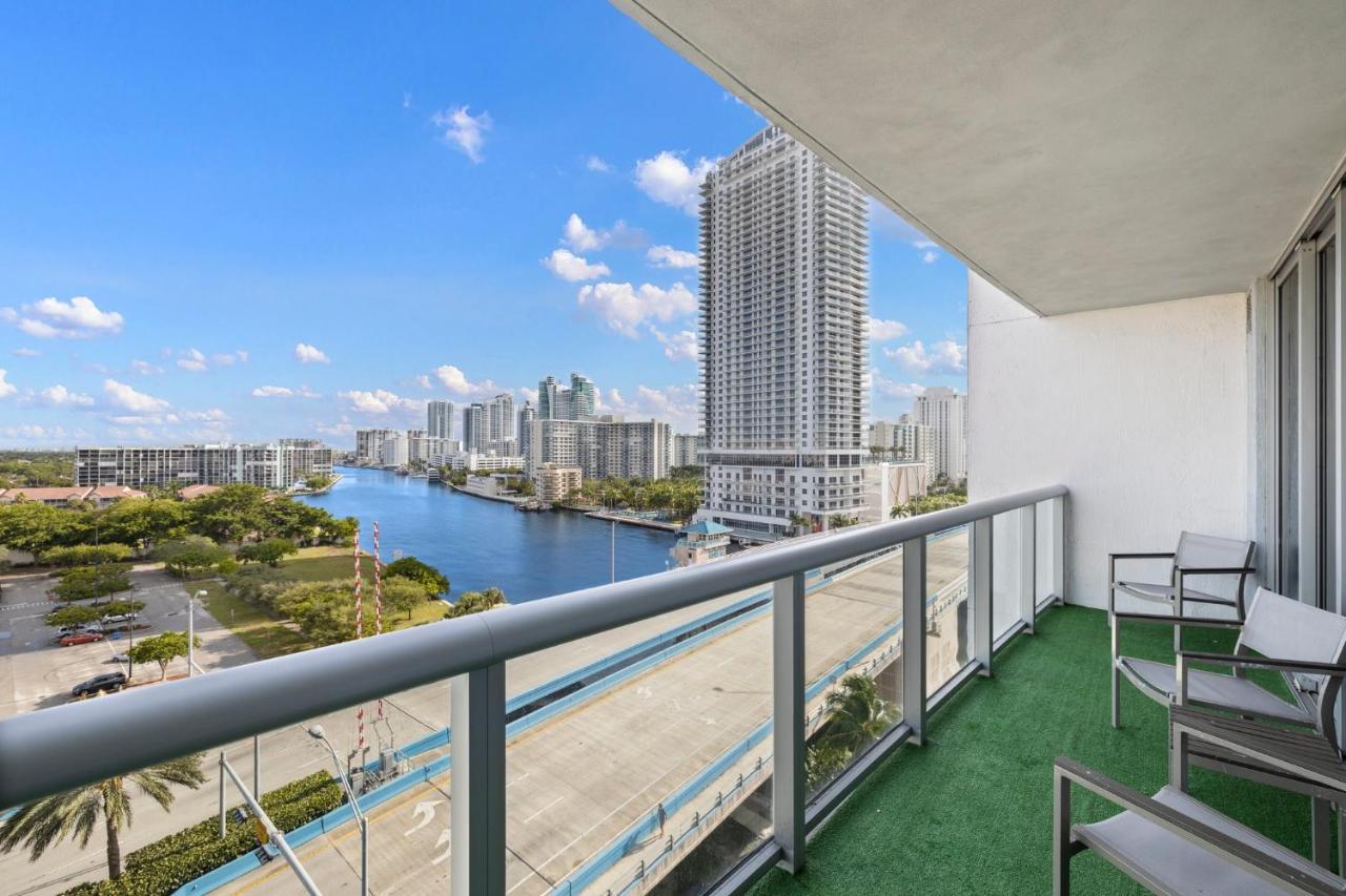 Beachwalk Resort Hotel Hallandale Beach Exterior photo